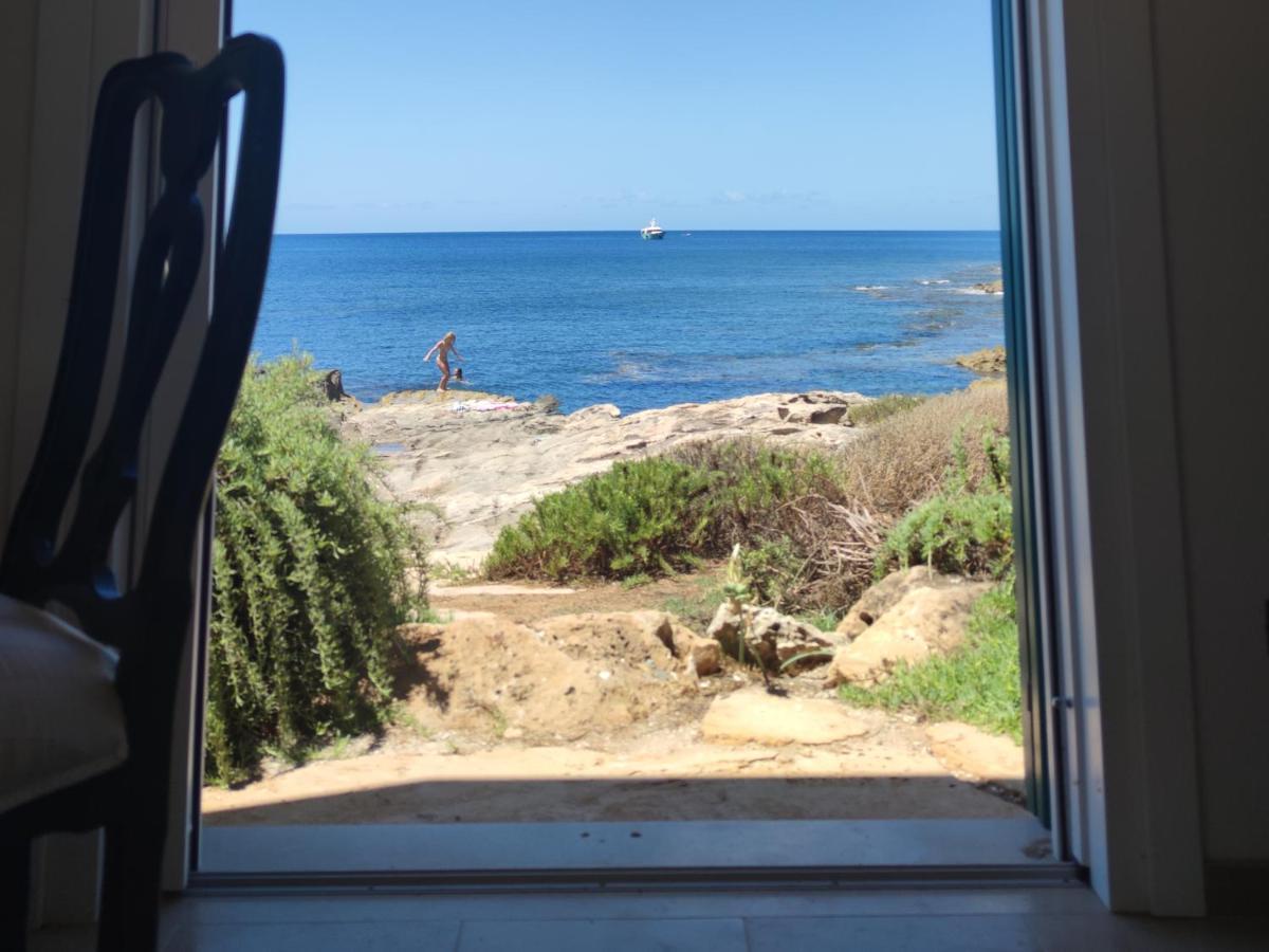 ファヴィニャーナ Finestra Sul Mareアパートホテル エクステリア 写真